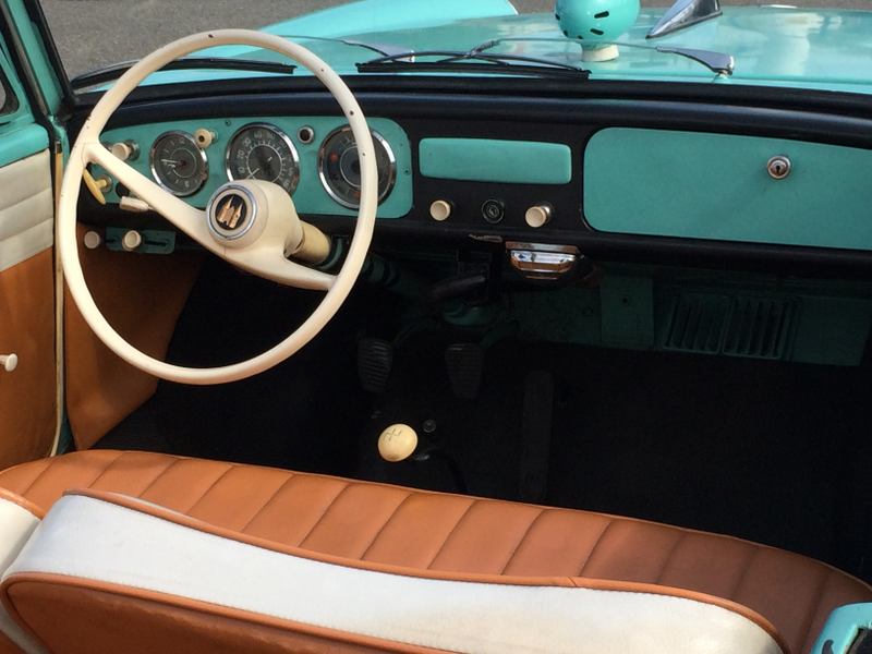 Illustration for article titled Some pics from a classic car meetup in south Etobicoke today...